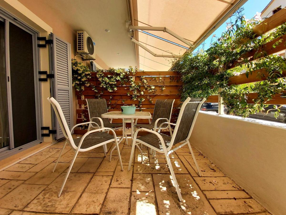 Celeni Apartments Lefkada City Exterior photo